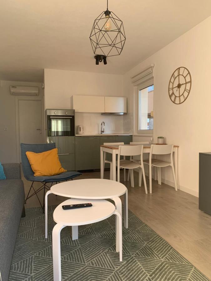 Villa Luxuria Baška Voda Eksteriør billede