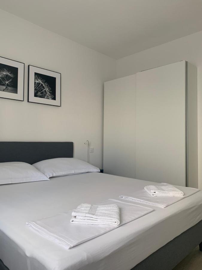 Villa Luxuria Baška Voda Eksteriør billede