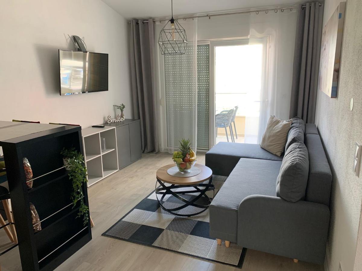 Villa Luxuria Baška Voda Eksteriør billede
