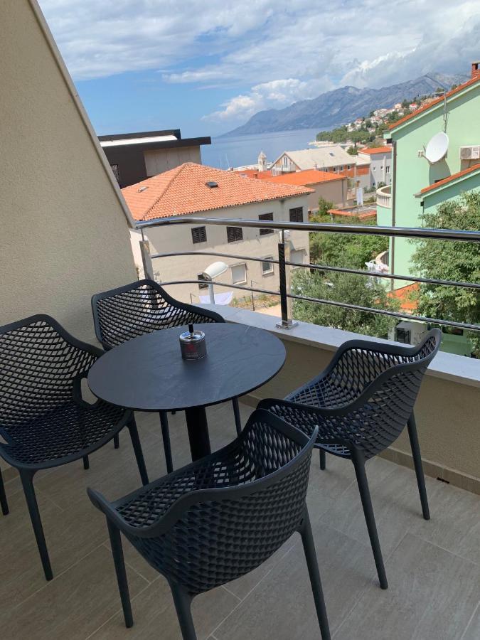 Villa Luxuria Baška Voda Eksteriør billede