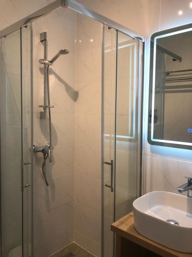 Villa Luxuria Baška Voda Eksteriør billede