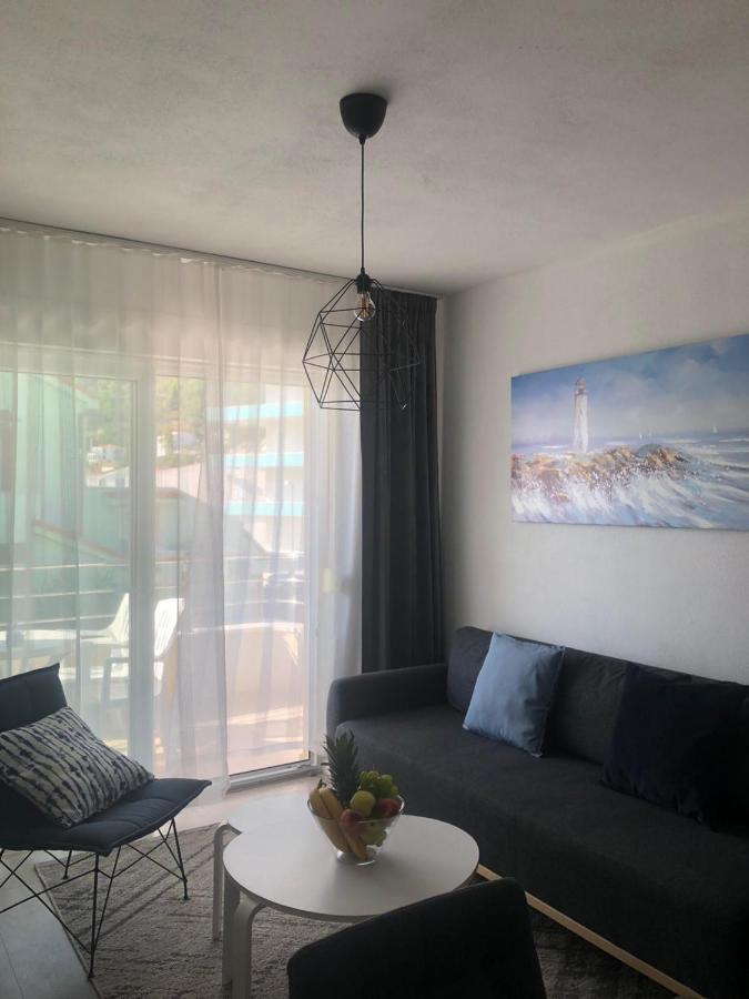 Villa Luxuria Baška Voda Eksteriør billede
