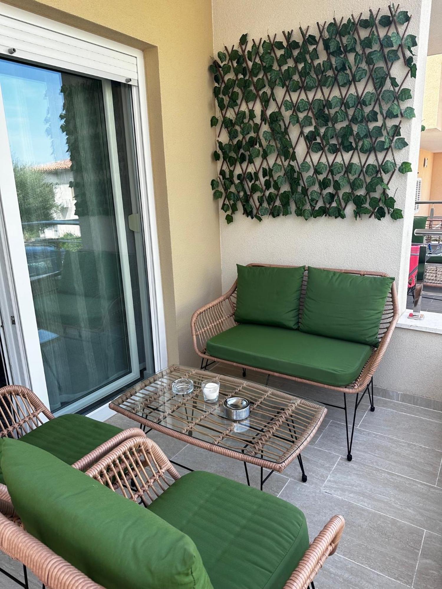 Villa Luxuria Baška Voda Eksteriør billede