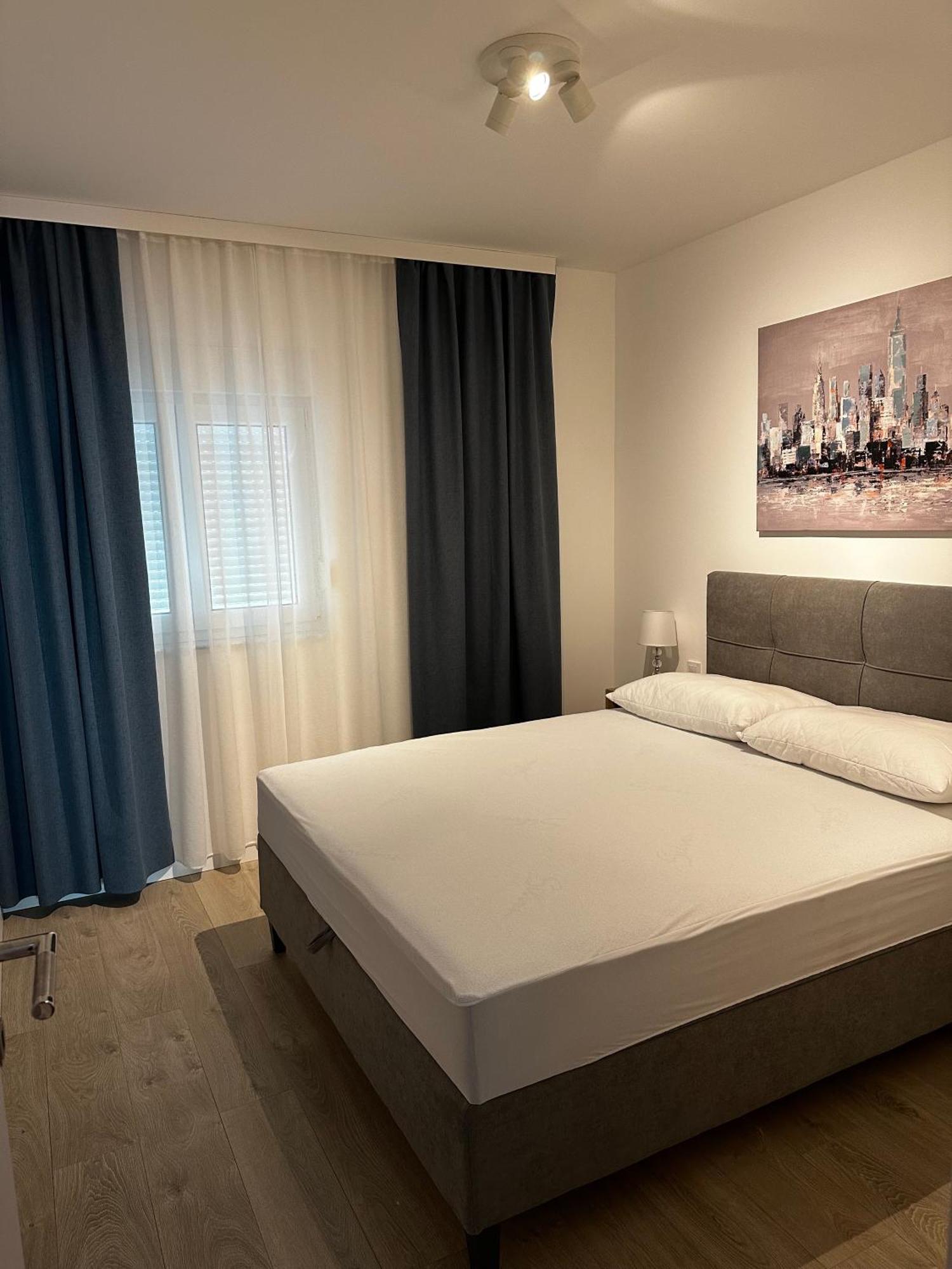 Villa Luxuria Baška Voda Eksteriør billede