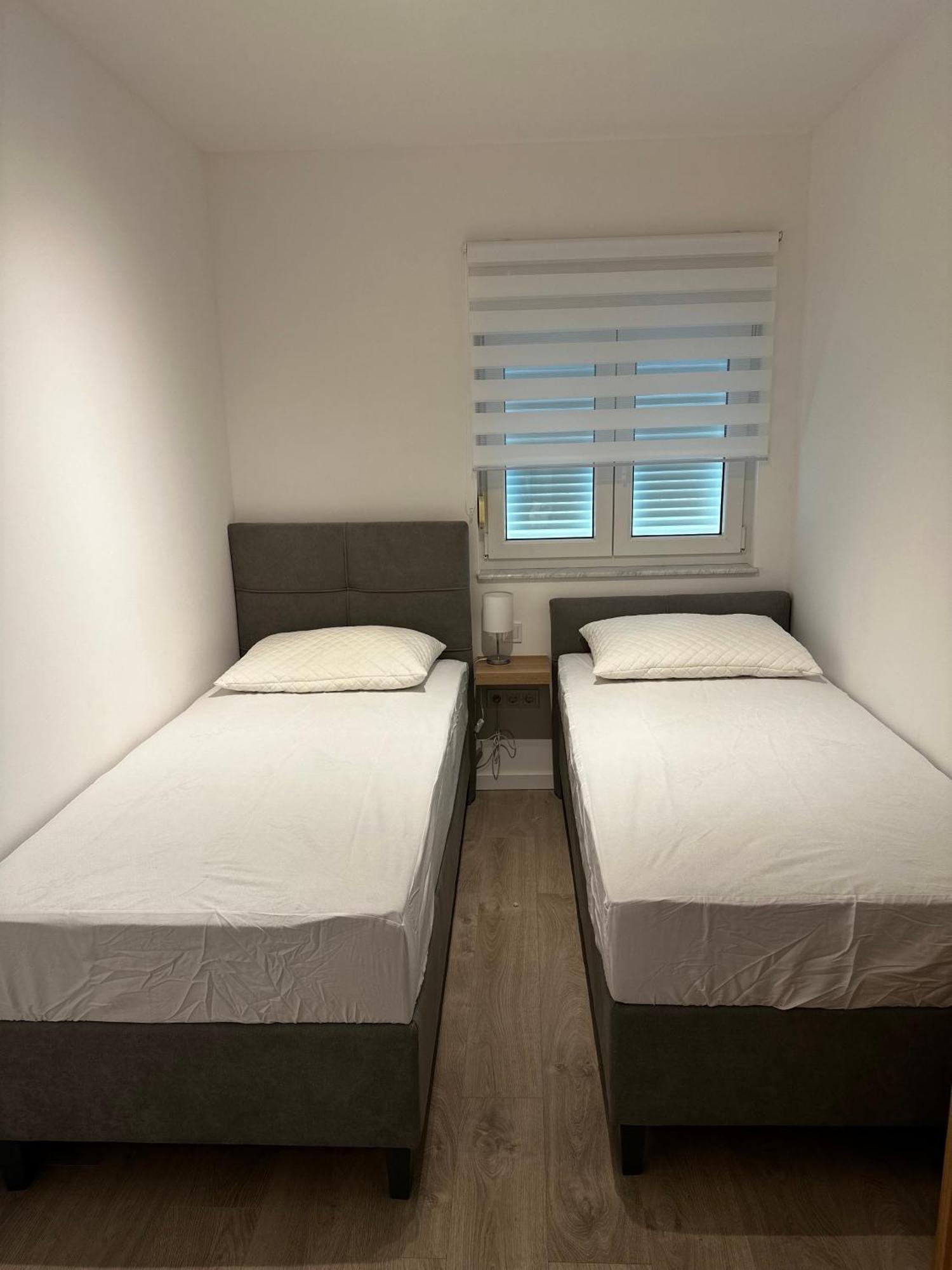 Villa Luxuria Baška Voda Eksteriør billede